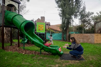 Hay niños que esperan años en un hogar para que se declare su adoptabilidad y luego para ser adoptados