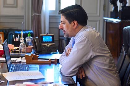 Hay otras jurisdicciones, con nivel de riesgo medio, donde podrán habilitar actividades escolares de hasta diez estudiantes, en espacios abiertos