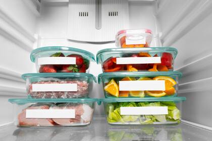 Hay que seguir una serie de cuidados para mantener los alimentos correctamente guardados.