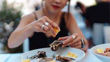 Las mejores fuentes para incorporar zinc son las ostras y otros mariscos