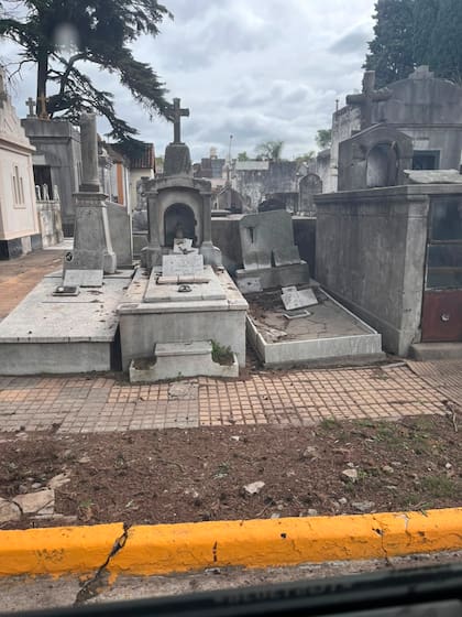 Hay sectores de tumbas que registran vandalismo y deterioro