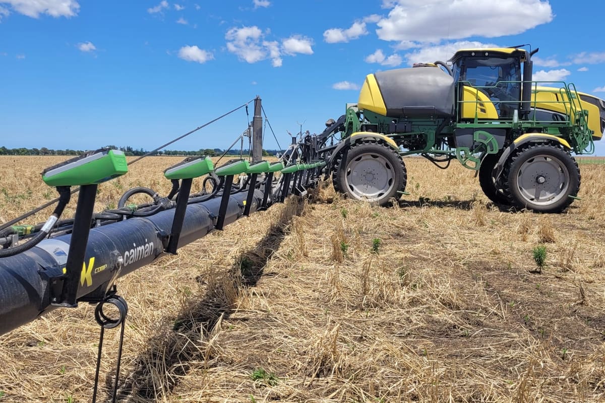 Hay tecnologías para hacer más eficiente el control de malezas y ahorrar. Gentileza: Agroestudio Viento Sur