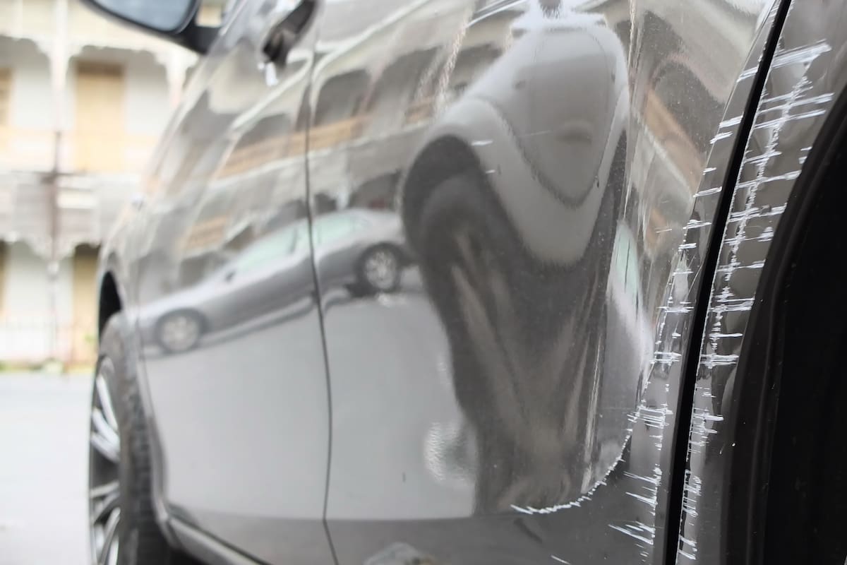 Hay un accesorio que permite proteger al auto de pequeñas raspaduras y roces