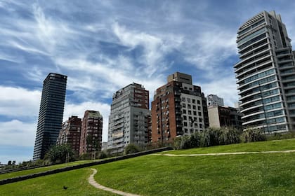 Hay un importante atraso relativo que acumulan los inmuebles frente a otros activos medidos en dólares