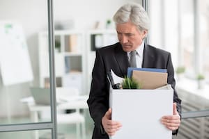 Hay un poderoso efecto psicológico de ver a los compañeros irse