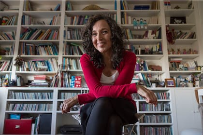 "Hay una desvalorización de las tareas de cuidado", sostiene Faur, en diálogo con La Nación