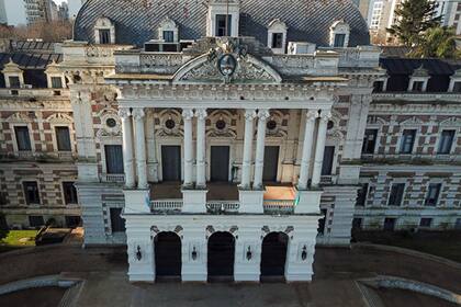 Hay varios precandidatos en estas PASO 2023 para ocupar la Casa de Gobierno de la provincia de Buenos Aires