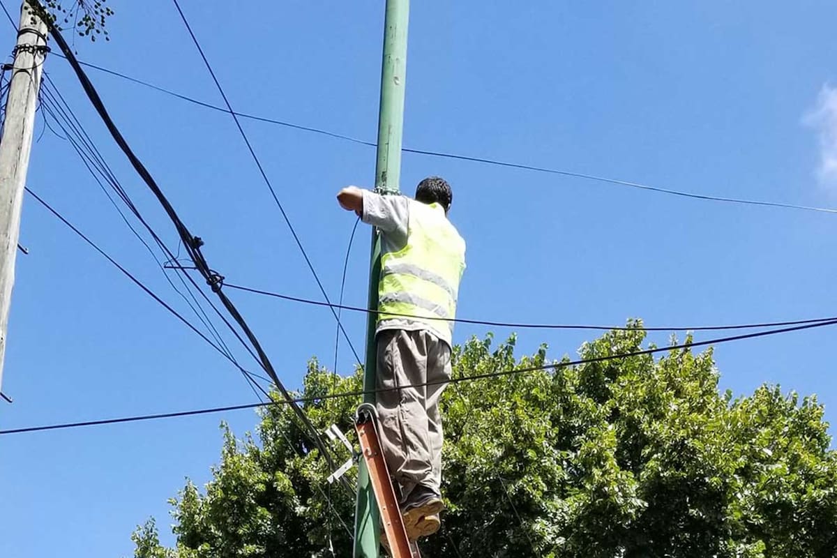 Hay varios puntos del país en los que no se puede compartir la infraestructura lo que hace que la penetración de Internet sea menor