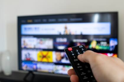 Hay varios servicios gratis de streaming de películas, series y canales de TV tradicionales disponibles para ver en el televisor; sólo requieren de una conexión a internet