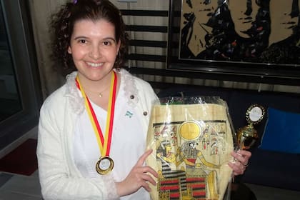 Hayipandeli recibió además el "Trofeo al mérito creativo y la inventiva" y la "Medalla de oro al mérito inventivo"