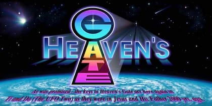 Heaven's Gate. El sitio web de Puerta del Cielo sigue en línea. Lo mantiene una pareja que busca acercar información confiable sobre la historia del grupo. Explican, por ejemplo, que el suicidio era para el grupo “volverse en contra del Siguiente Nivel”. Quedarse era cosa de suicidas.