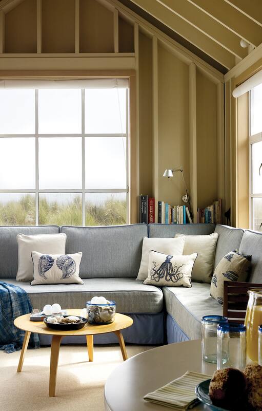 Hecha sobre un diseño con historia, la casa familiar del arquitecto Lewis Butler en Stinson Beach es el punto de encuentro de tres generaciones que, con los años, lo que vieron avanzar fue el respeto por la naturaleza, bien al estilo californiano.