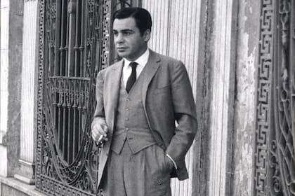 Héctor A. Murena (1923-1975) fue poeta, ensayista, novelista y dramaturgo; con Sebreli se conocieron cuando eran veinteañeros