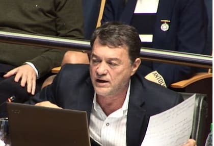 Héctor Bárbaro, se refirió ayer "como pequeño productor yerbatero", sus palabras son compartidas por casi todo el espectro político, salvo los legisladores de LLA