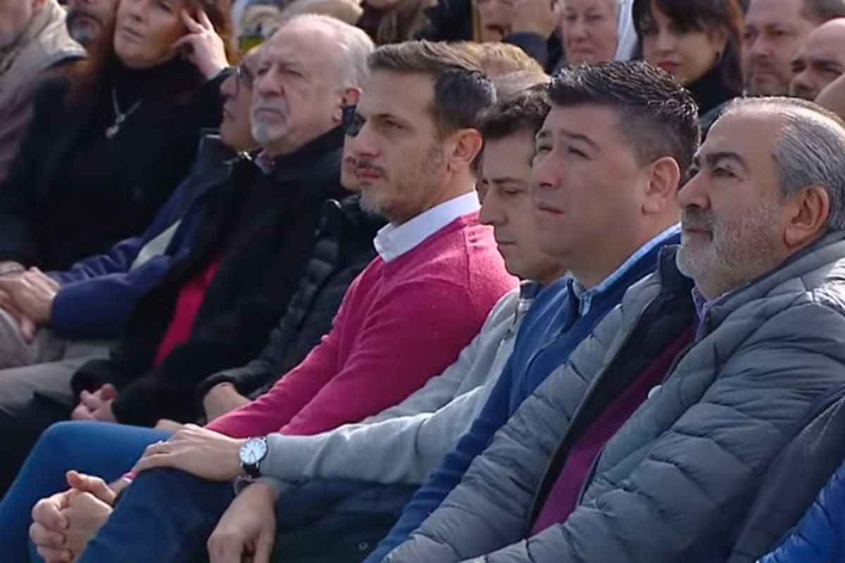 Héctor Daer, el primero desde la derecha, en el acto en homenaje a Perón, en San Vicente; el sindicalista asistió junto con Pablo Moyano y Carlos Acuña, sus compañeros del triunvirato de mando de la CGT