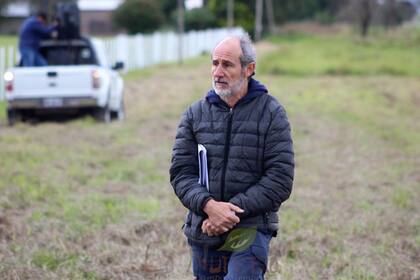 Héctor Ferrario fue jefe de la Agencia de Extensión Rural en General José de San Martín, Chaco; gerente técnico de la Micro Región Norte (8 Municipios del Chaco), coordinador del Consejo Asesor del IPAF NEA; coordinador del Proyecto Regional con enfoque territorial de la región de Bermejo El Colorado Formosa y General San Martin, Chaco