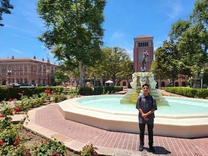 Héctor Hernández eligió seguir sus estudios en la Universidad de Yale