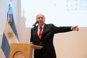 Héctor Lebensohn, hijo de Moisés Lebensohn y actual director del diario Democracia, de Junín