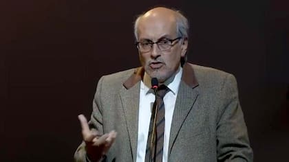 Héctor Viñuales, presidente de la Federación de Cámaras de Turismo de la República Argentina