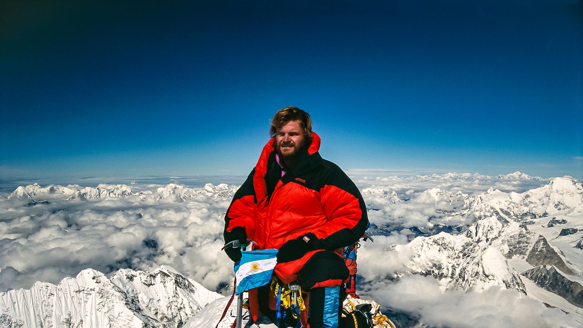 Heinrich, en la cima del mundo: la cumbre del Monte Everest