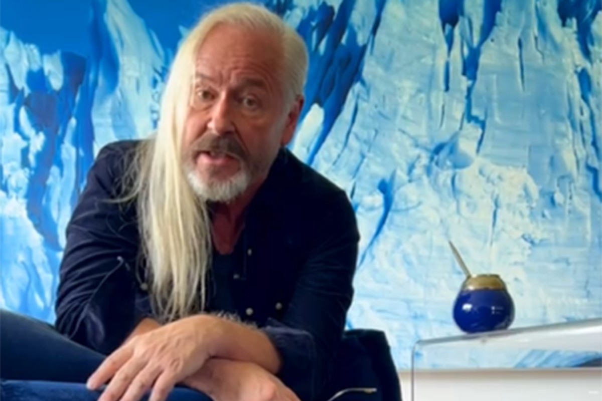 Helmut Ditsch reclama que le devuelvan su obra inspirada en el glaciar Perito Moreno