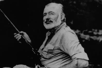 Hemingway, en una jornada de caza