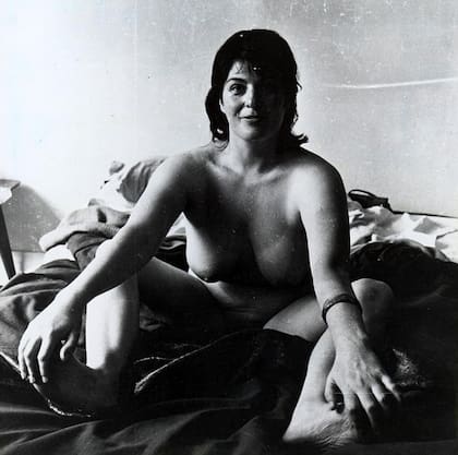 Henrietta Moraes, musa de Lucian Freud y Francis Bacon y de muchos otros artistas del Soho londinense durante los años '50 y '60.