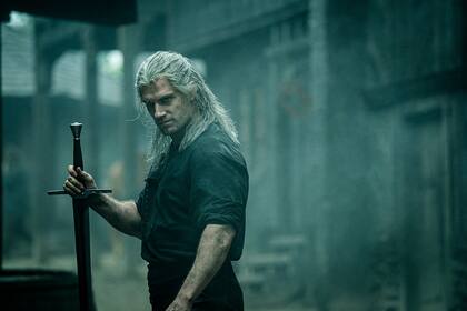 Henry Cavill es Geralt de Rivia, protagonista de The Witcher