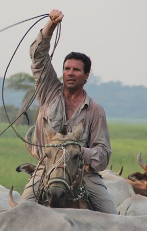 Henry de Ridder heredó parte del campo de su madre, "el 29", y compró algunas hectáreas en Carmen de Areco