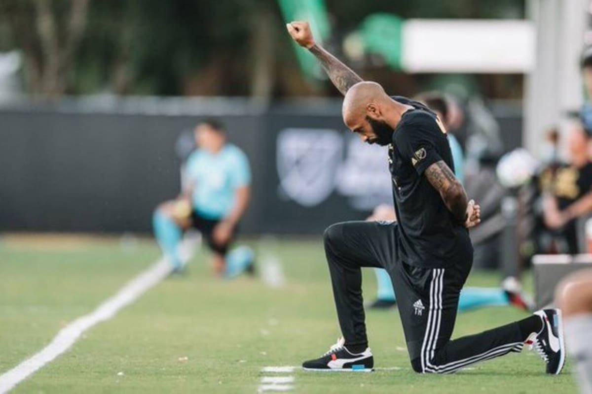 Henry plantó bandera y cerró sus cuentas, para concientizar contra el racismo reinante en las redes sociales