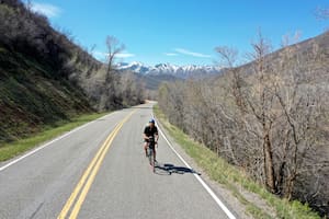 Henry von Wartenberg se propuso atravesar Estados Unidos desde el oeste hacia el este en su bicicleta de carrera