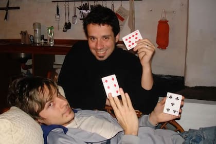 Hermanados por la magia. Julián y Marcos fueron amigos y luego socios.