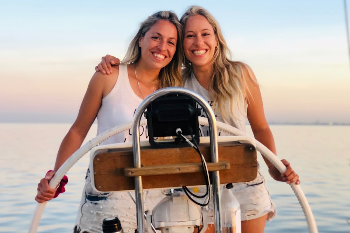 Hermanas mellizas, criadas en el barrio porteño de Caballito, descubrieron una pasión que transformaron en negocio