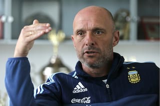 Los cuerpos técnicos de los juveniles terminan su contrato y AFA no da señales