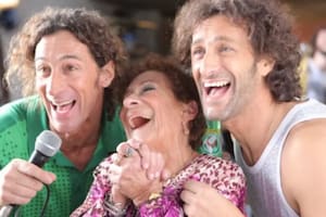 Herminia junto a sus hijos, Eugenio y Culini