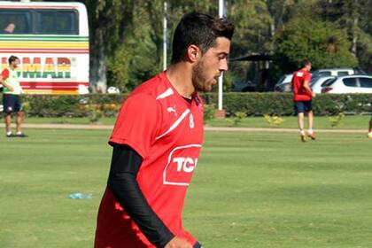Hernán Fredes se queda en La Feliz con el Rojo