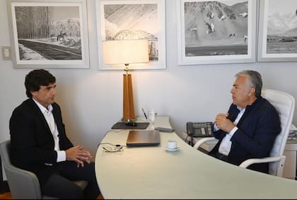 Hernán Lacunza eligió Mendoza como primer destino de su recorrida por el país y mantuvo un encuentro con el gobernador Alfredo Cornejo