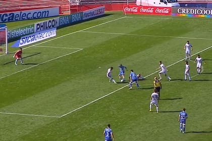 Hernán López Muñoz hizo un gol maradoniano para Godoy Cruz