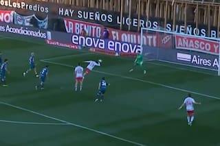 La palomita del sobrino de Diego que hizo recordar a Maradona en la goleada de Argentinos ante Racing 4-1