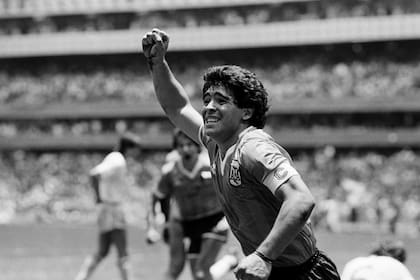 Héroes, la película oficial de México 86, transformó “Me das cada día más” en un clásico.