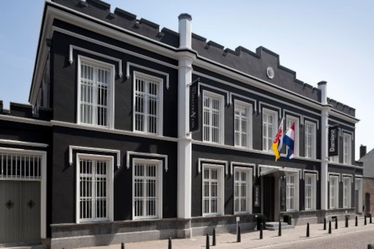 Het Arresthuis significa La Casa del Juicio