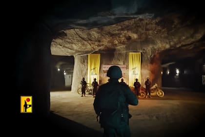 Hezbollah mostró su red de túneles y armamentos