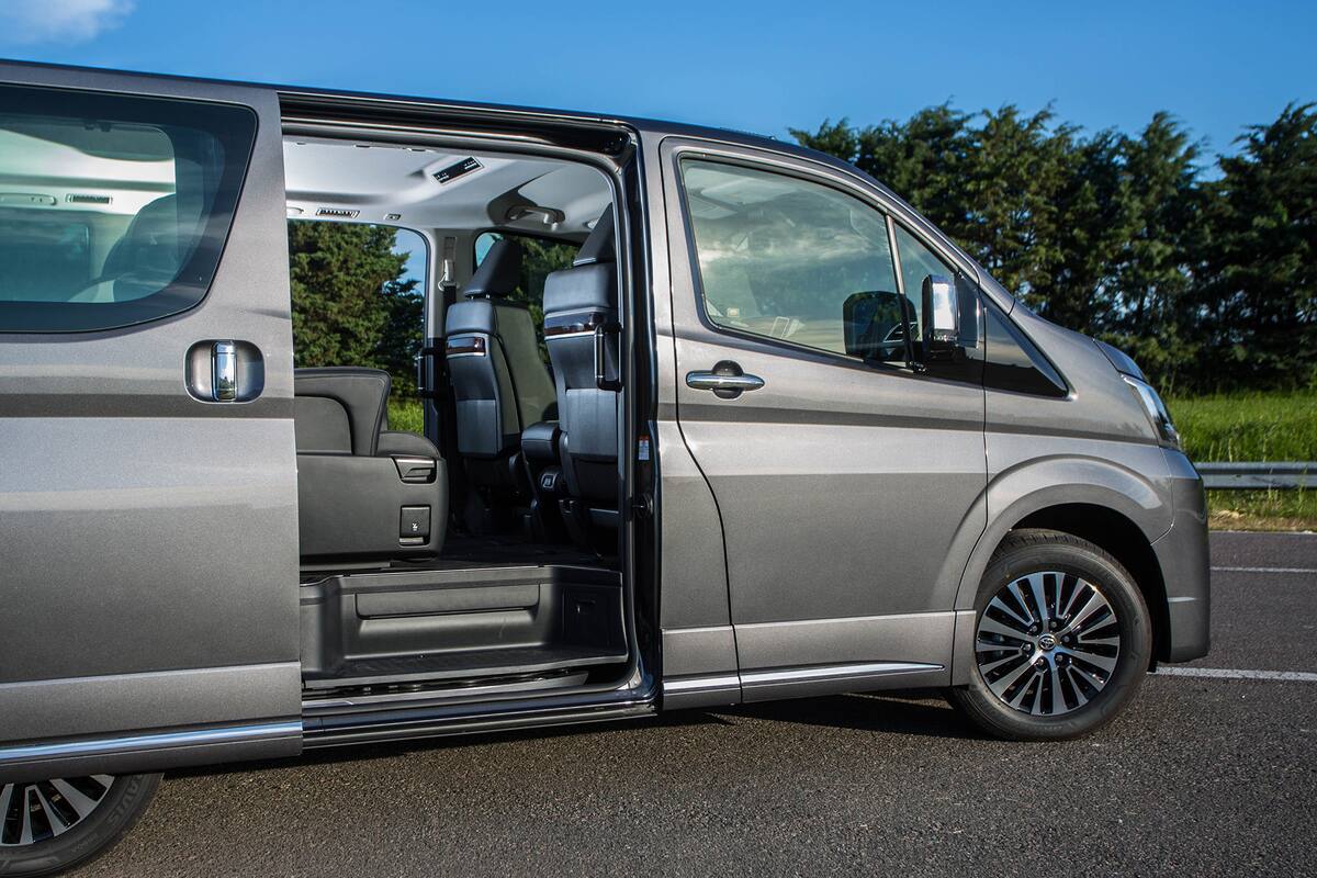 Hiace Wagon