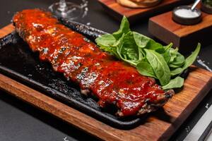 Hierro y sus ribs