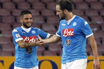 Higuaín convirtió el segundo de su equipo