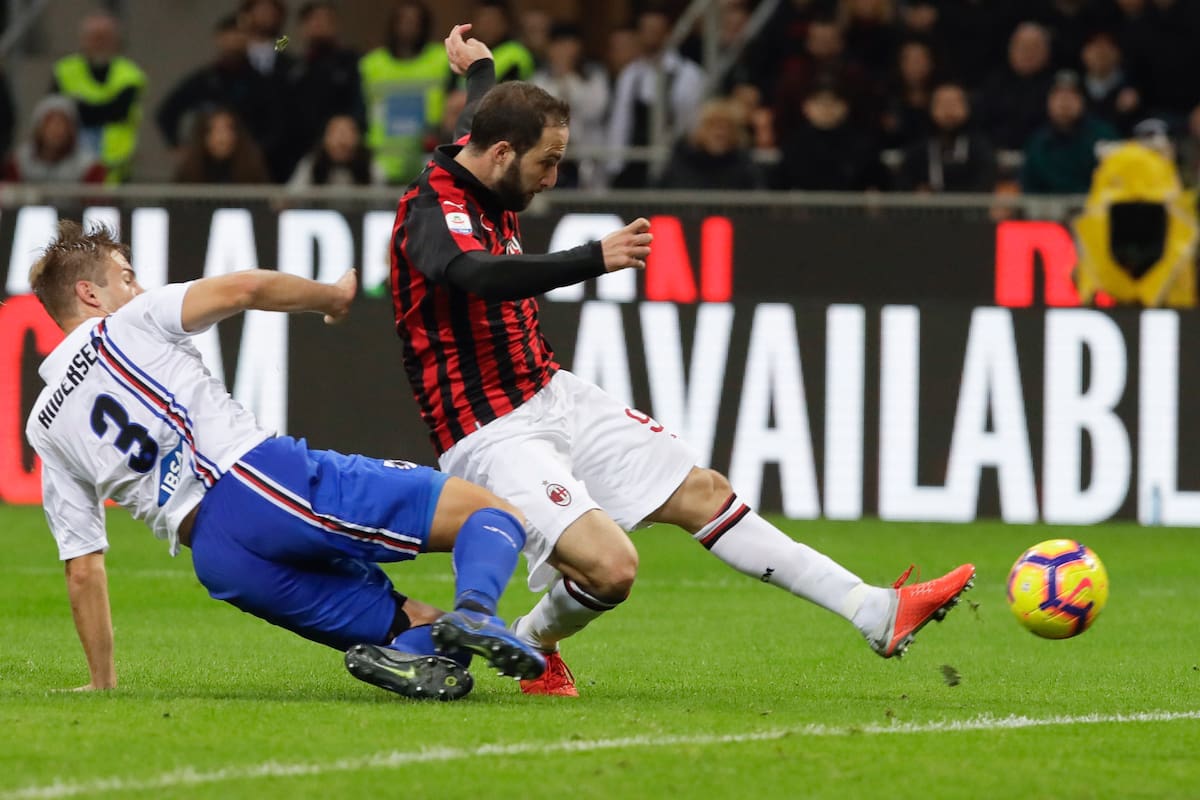 Higuain marca ante Sampdoria