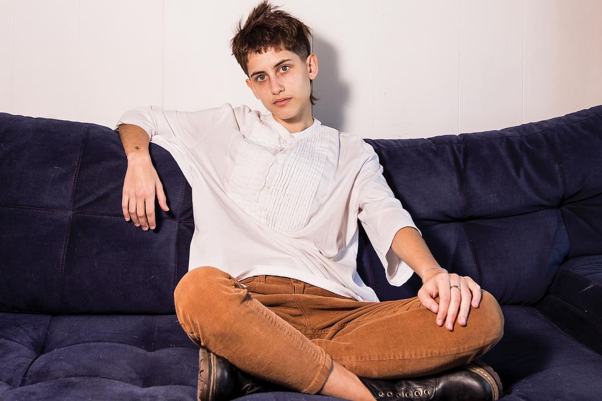 Hija de Rosario Bléfari y Fabio Suárez, Nina creció en un ambiente artístico.