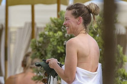 Hilary Swank se dejó ver muy relajada durante sus vacaciones familiares en Italia
