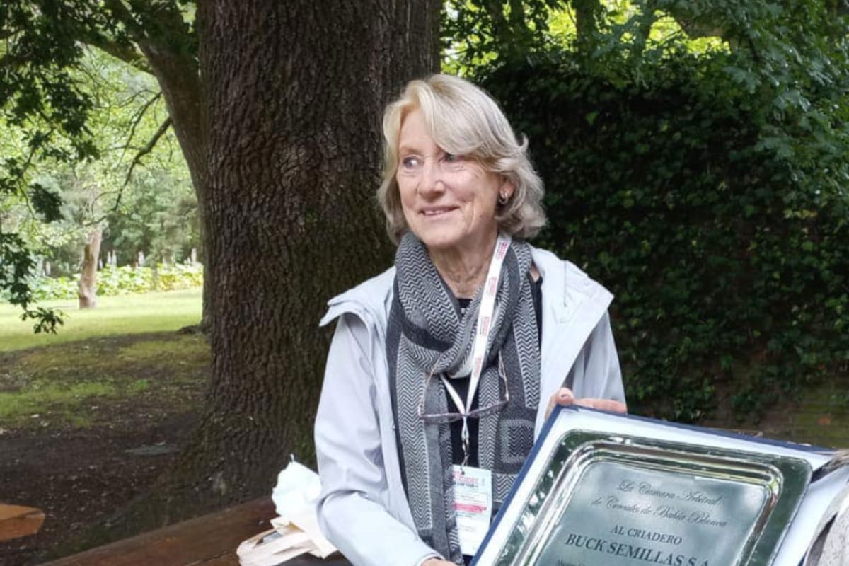 Hilda Buck fue una destacada mujer, desarrollando todo su potencial en la compañía familiar Buck Semillas como investigadora en el terreno de resistencia genética de trigo a royas. Facebook Buck Semillas