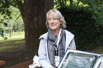 Hilda Buck fue una destacada mujer, desarrollando todo su potencial en la compañía familiar Buck Semillas como investigadora en el terreno de resistencia genética de trigo a royas. Facebook Buck Semillas